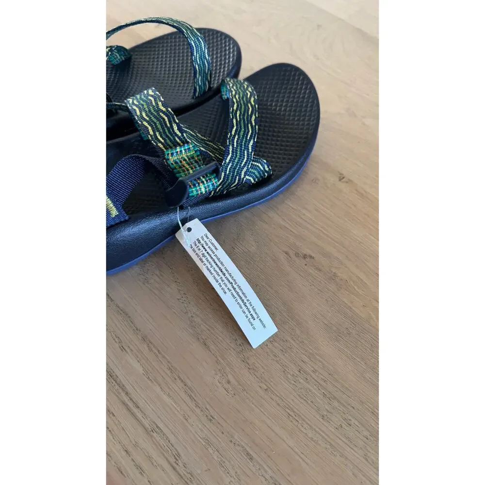Chacos  Z/1 Classic ecotread water sandals youth size 4
